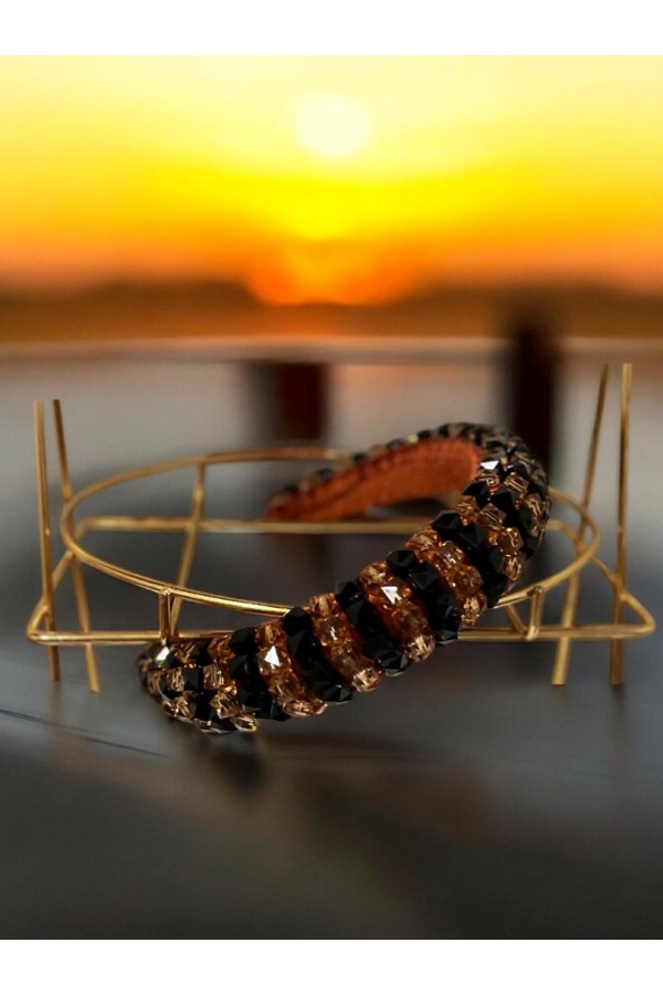 EL YAPIMI ÖZEL TASARIM TAÇ 